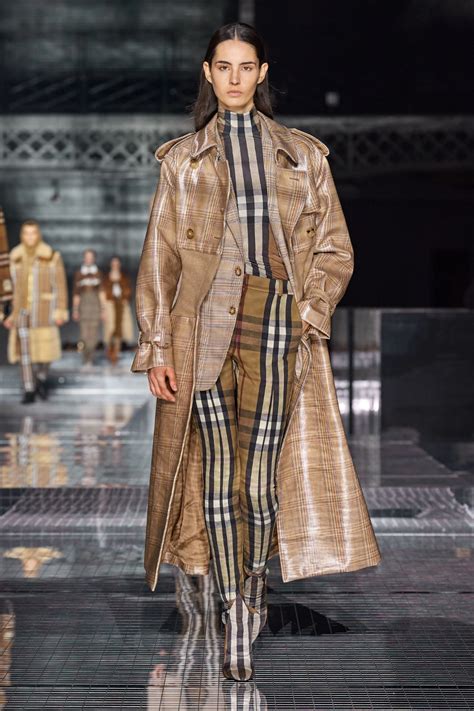 vogue burberry 2020|vogue runway burberry.